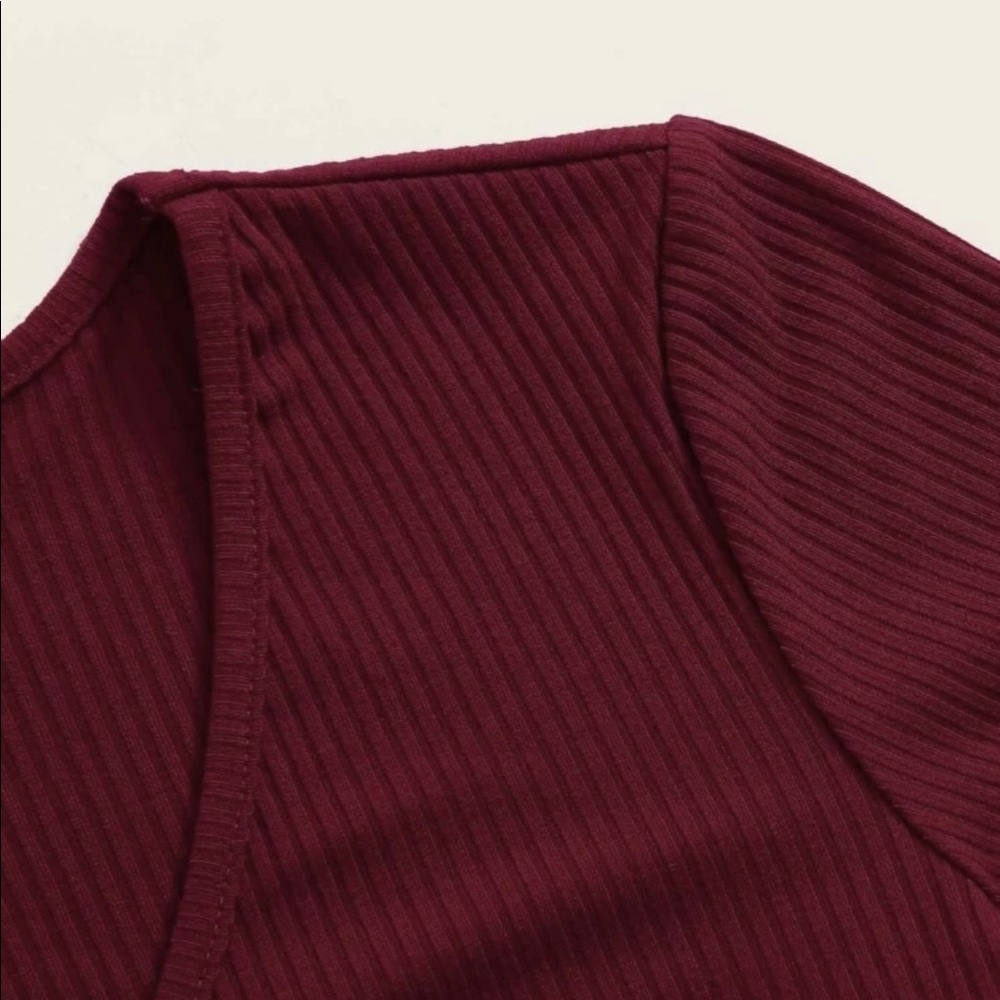 Cropped t-shirt - Picture 3 of 4